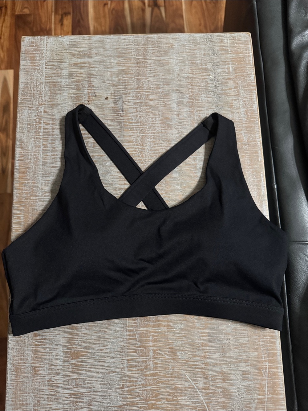 NEW Black Padded Cross-Back Sports Bra - Large